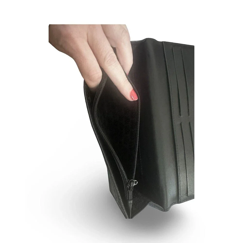Dunhill Avorities LIKE NEW Authentic Black pebbled Wallet Silver Hardware